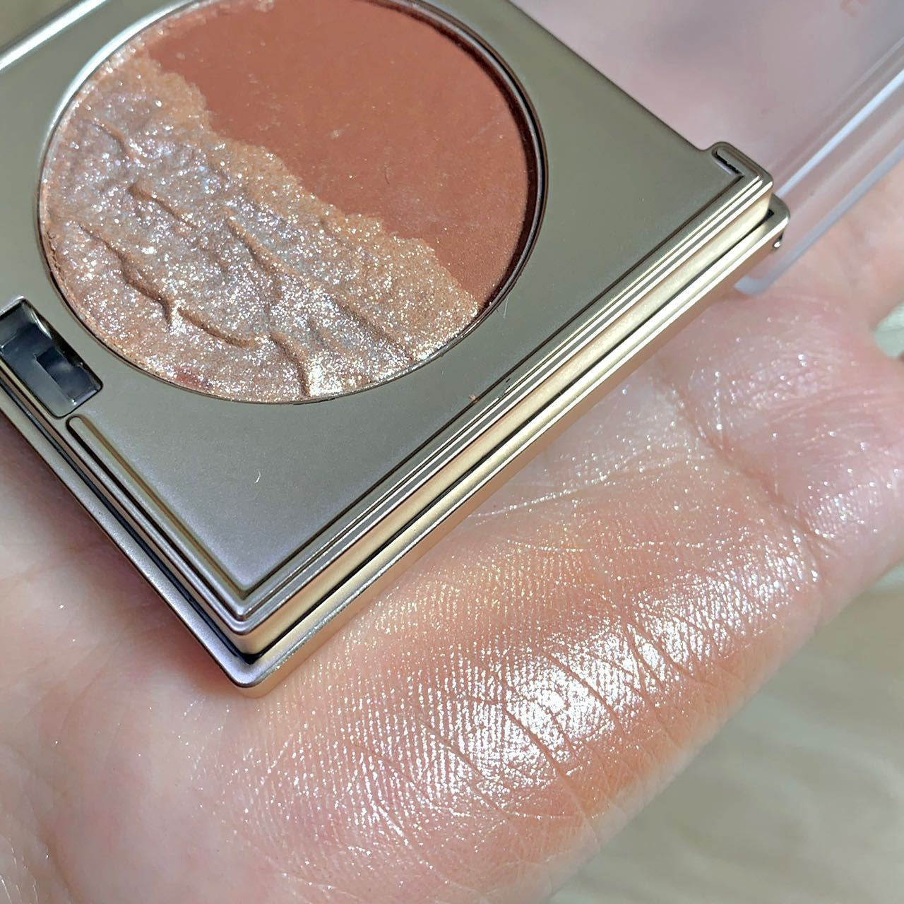 Sun Kiss Silk Glow Duo Highlighting Powder
