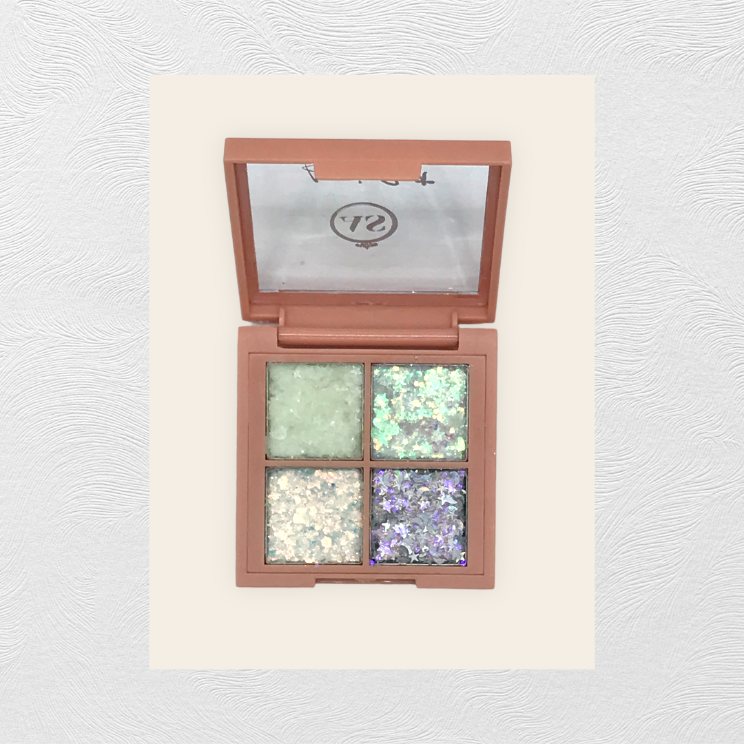 AS Ultimate Charm Eyeshadow Quad