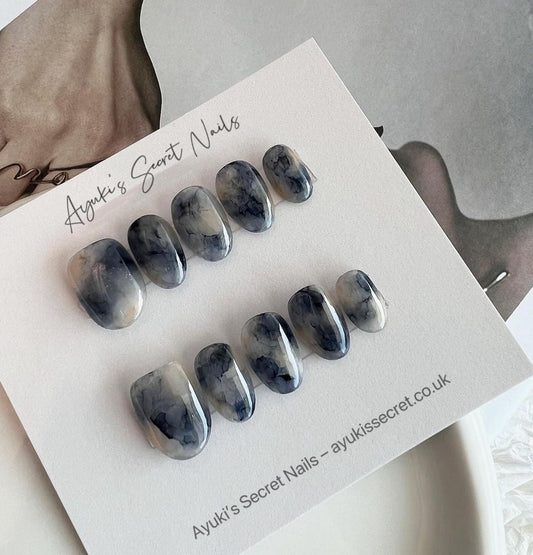 Ayuki’s Secret Nails (As 19334)
