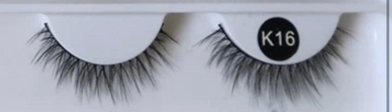Self-Adhesive Eyelashes